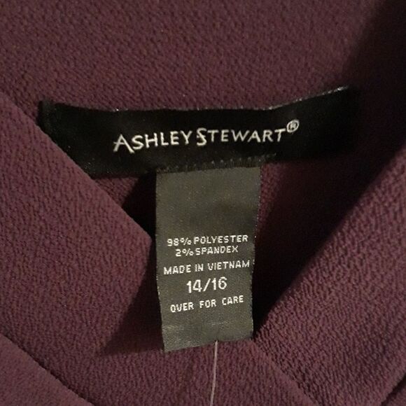 Nwt Ashley Stewart long top plum sz.14/16 - Picture 2 of 7